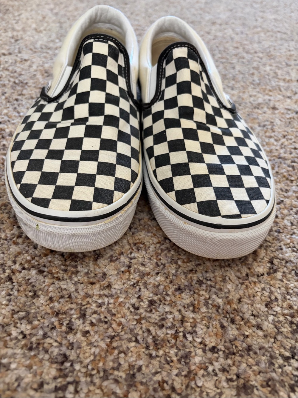 Men’s size 9 Vans Checkerboard Slip-On Sneakers - Black & White - Picture 3 of 8